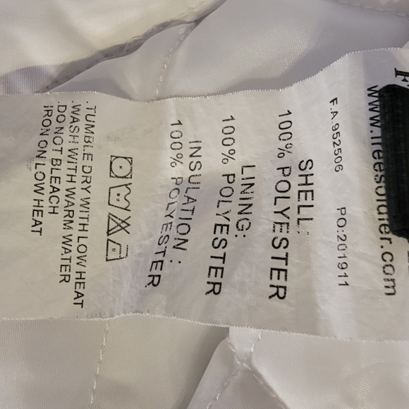 Free Soldier Women's Insulated Snowboard Cargo Pants. - Picture 6 of 7